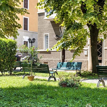 Walk To Navigli - Via Gola - 2 Bedrooms Apt Милан Экстерьер фото