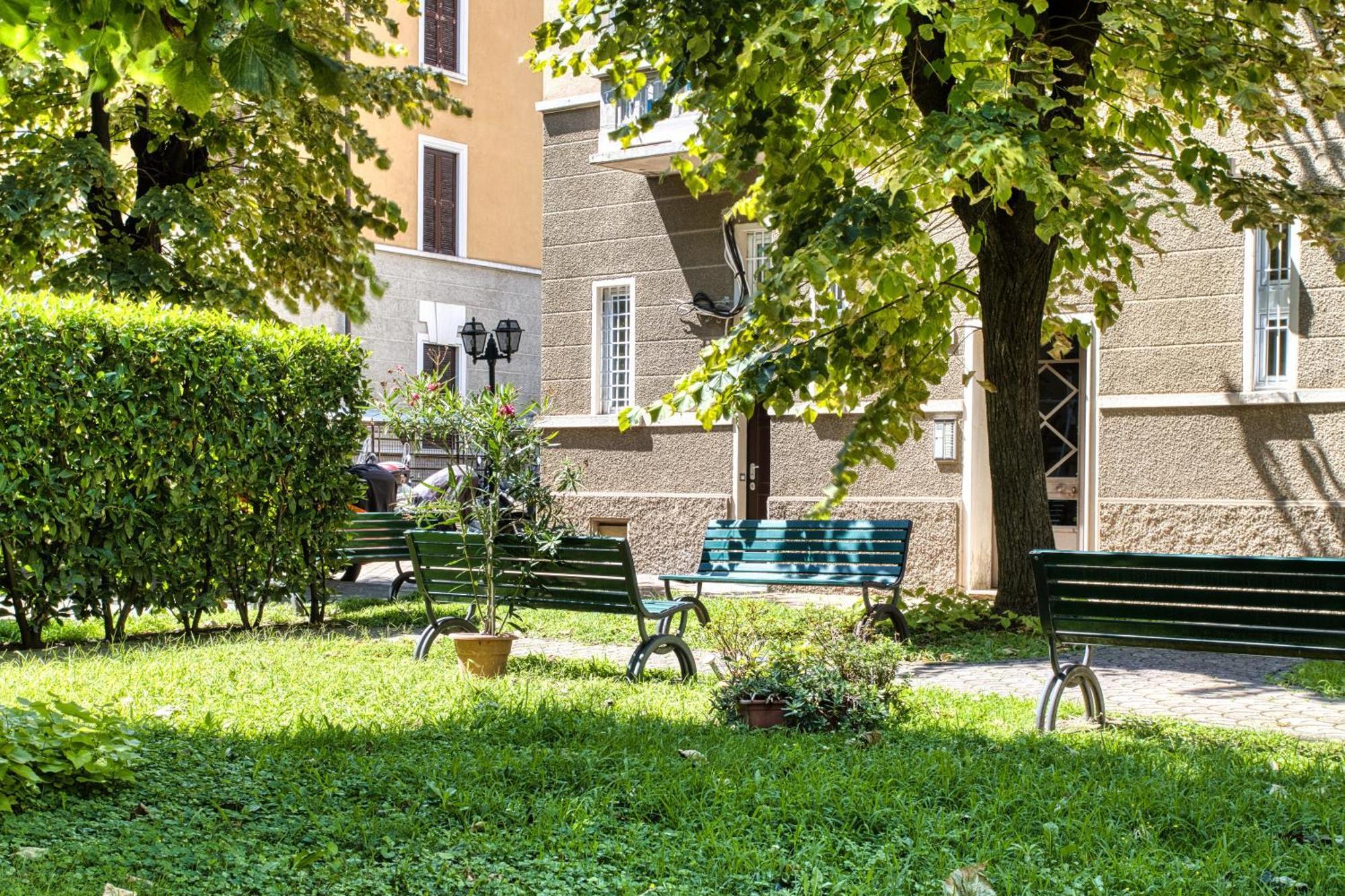 Walk To Navigli - Via Gola - 2 Bedrooms Apt Милан Экстерьер фото
